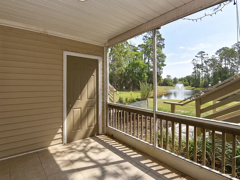 Outside - screened porch for Bedroom 1