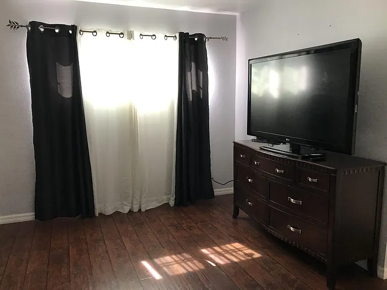7013 La Sena Ave — Photo 15