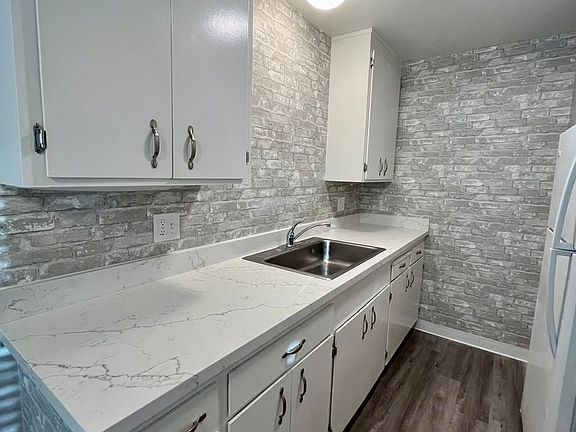 5th image of 180 N San Tomas Aquino Rd APT 1