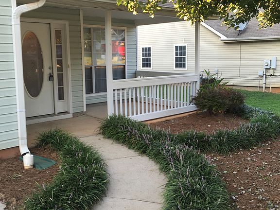 5th image of 843 Sweetwater Way
