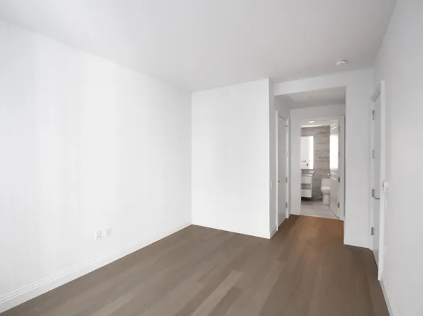 1 Wall Street image 7 of 13