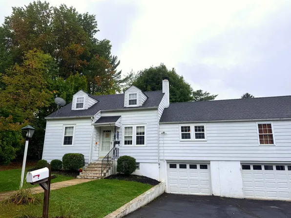 104 Harper Ct, Staunton, VA 24401