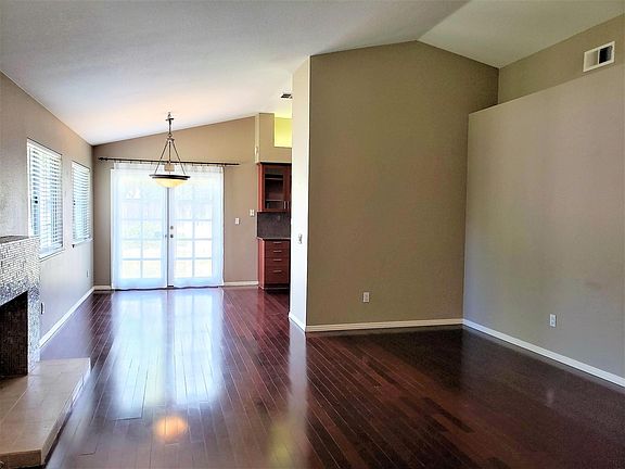 5th image of 2803 Ravenwood Ct