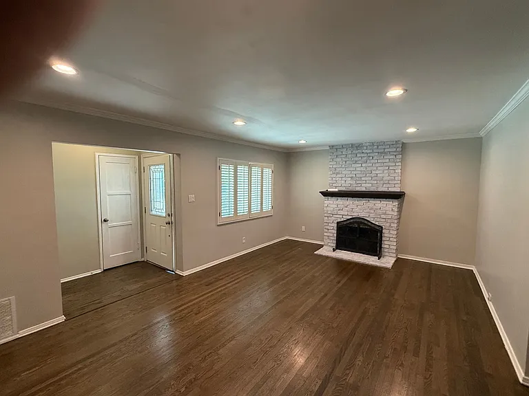 6059 Bluebell Ave — Photo 4
