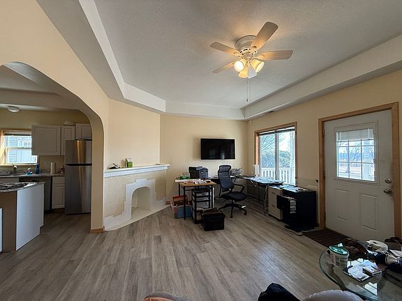 2nd image of 46 Mounds Blvd