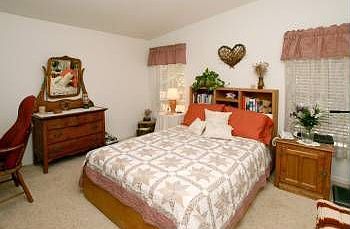 4th image of 26 Kelldon Dr #26