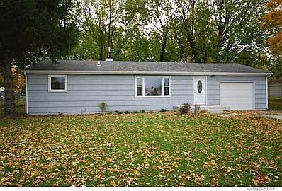 1st image of 641 Lakeview Dr