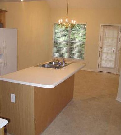 Kitchen & Dining Room