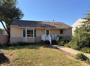 903 6th Ave N, Glasgow, MT 59230
