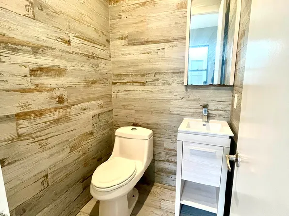 72-55 60 Lane image 8 of 8