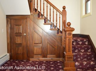 14 Osborne St, Danbury, CT 06810