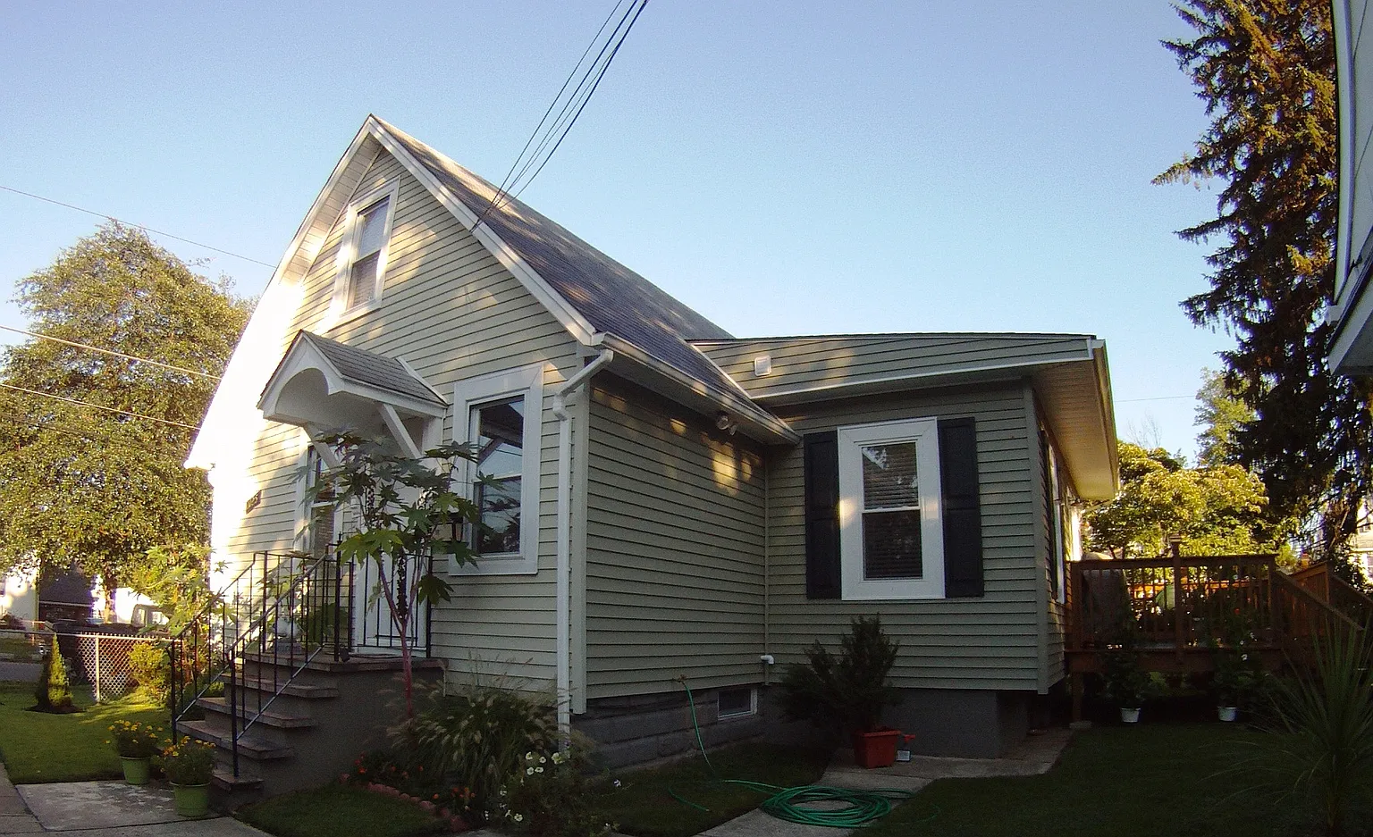 1125 Lowell Ave photo 1