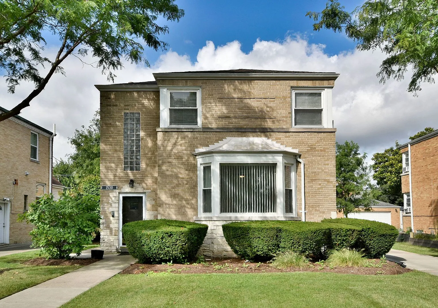4 bed, 1750 sqft, $3,750 — Photo 1
