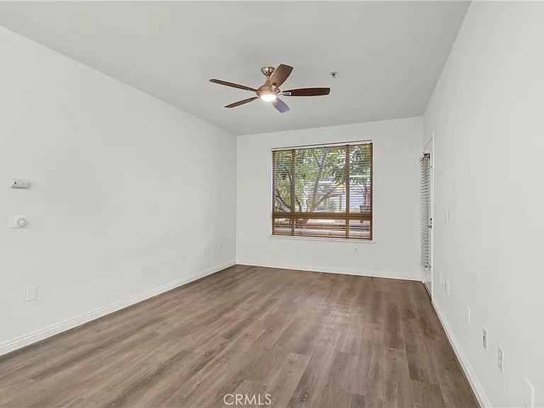 100 S Alameda #159 — Photo 35