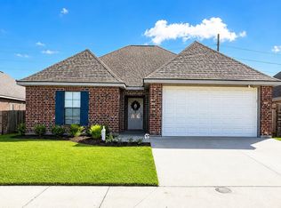 332 N Moss Dr, Houma, LA 70360
