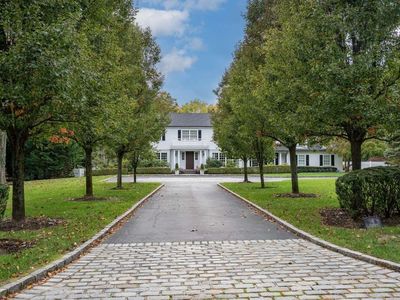 6 Applegreen Drive, Old Westbury, NY, 11568