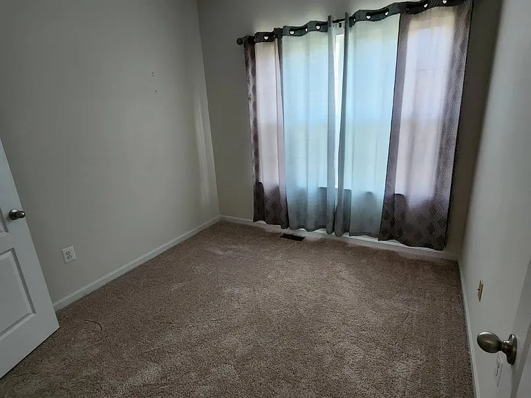 220 Ironwood Manor Dr — Photo 21