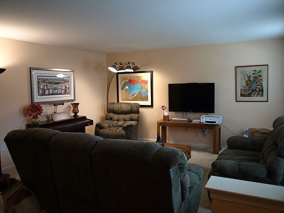 Second view of big livingroom.