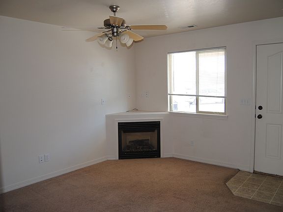 3rd image of 1537 N Stevens Dr APT A