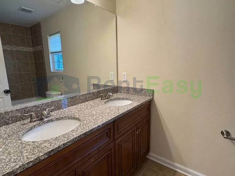 8019 Keene Rd — Photo 26