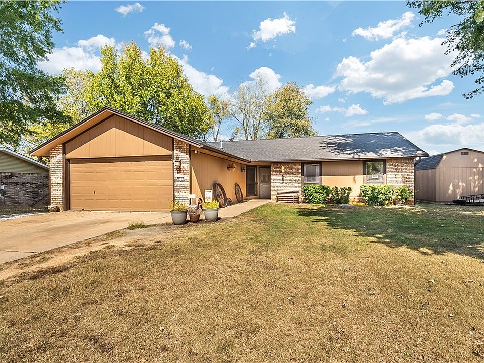 1st image of 2724 W Quail Dr