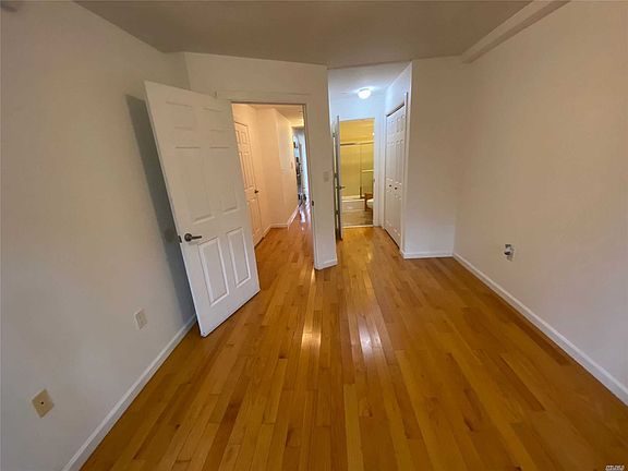 5th image of 11226 38th Ave APT 4
