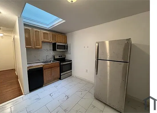 2238 N 12th St — Photo 3