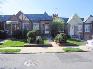 8416 Doran Ave, Ridgewood, NY 11385