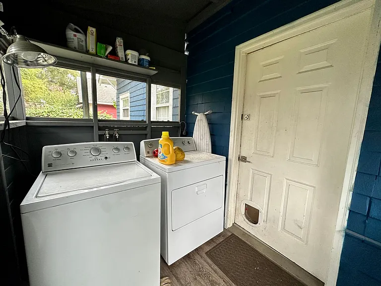 3867 Herschel St — Photo 13