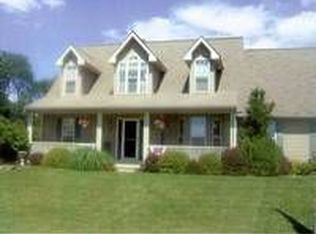 409 Hamsher Ave, Topton, PA