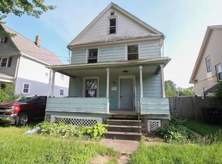 230 Spruce St, Elyria, OH 44035
