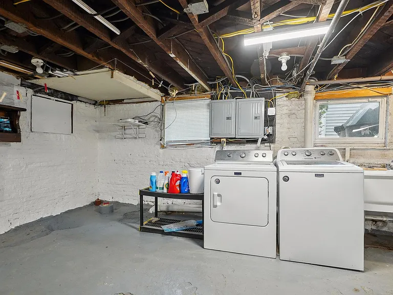 124 Dalton St #1 — Photo 9