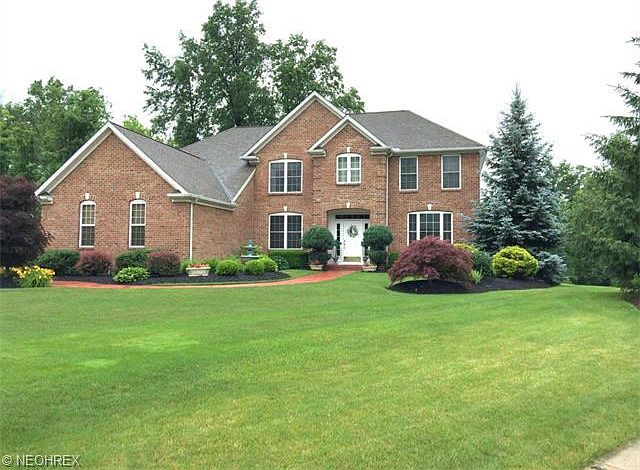 1st image of 826 Woodbridge Ct