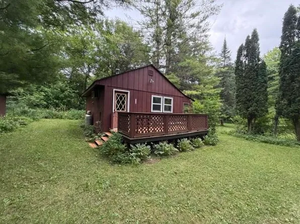 60357 Rush Creek Rd, Ferryville, WI 54628