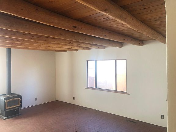 2nd image of 1047 Camino San Acacio