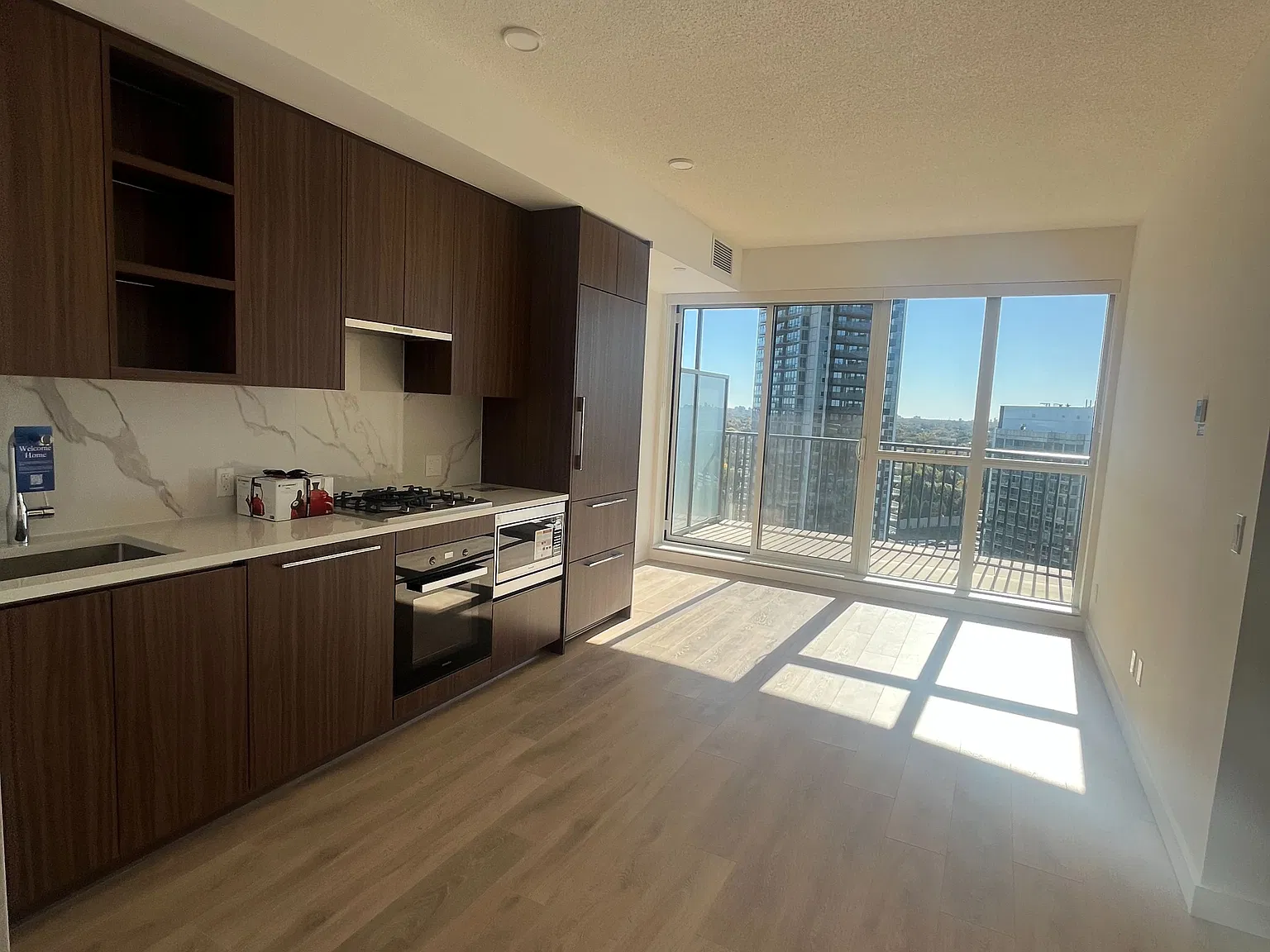 2 bed, $3,000 — Photo 2