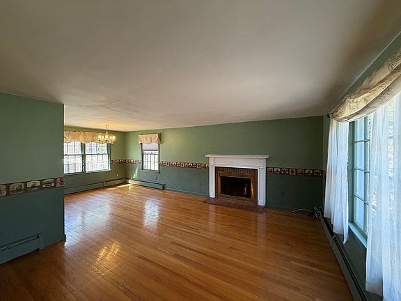 4th image of 125 Brookfield Rd