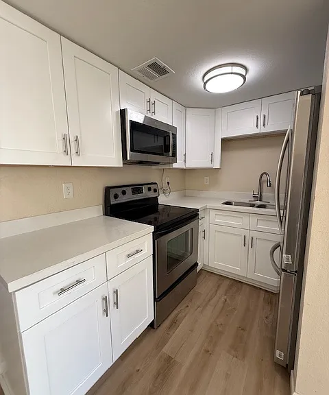 12221 W Bell Rd #250 — Photo 3