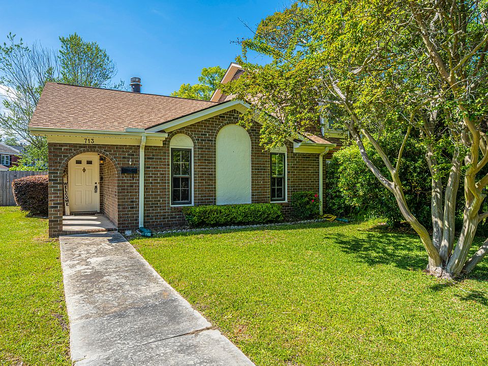 1st image of 713 Williamson Dr #A