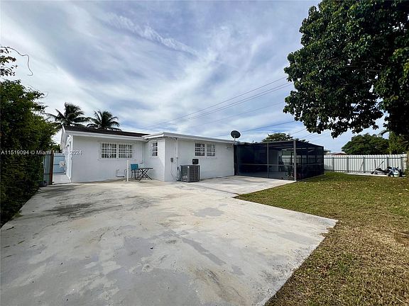 5th image of 1361 NW 174th St