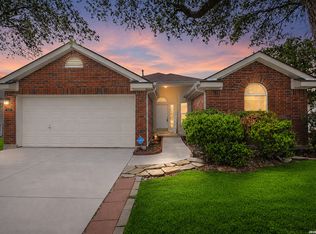 4043 MISTFLOWER DR, Converse, TX 78109