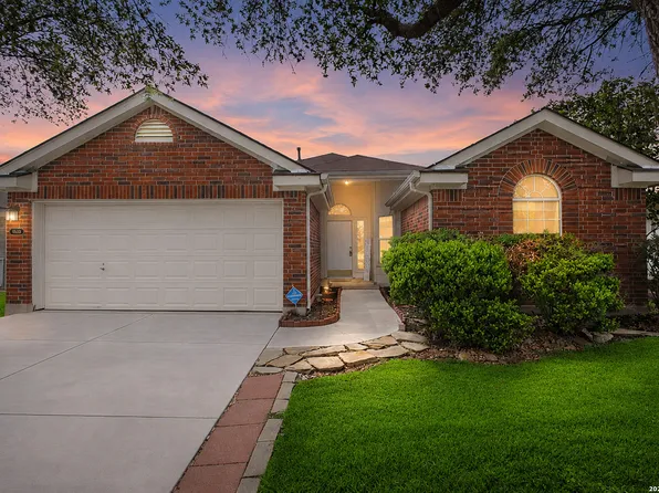 4043 MISTFLOWER DR, Converse, TX 78109