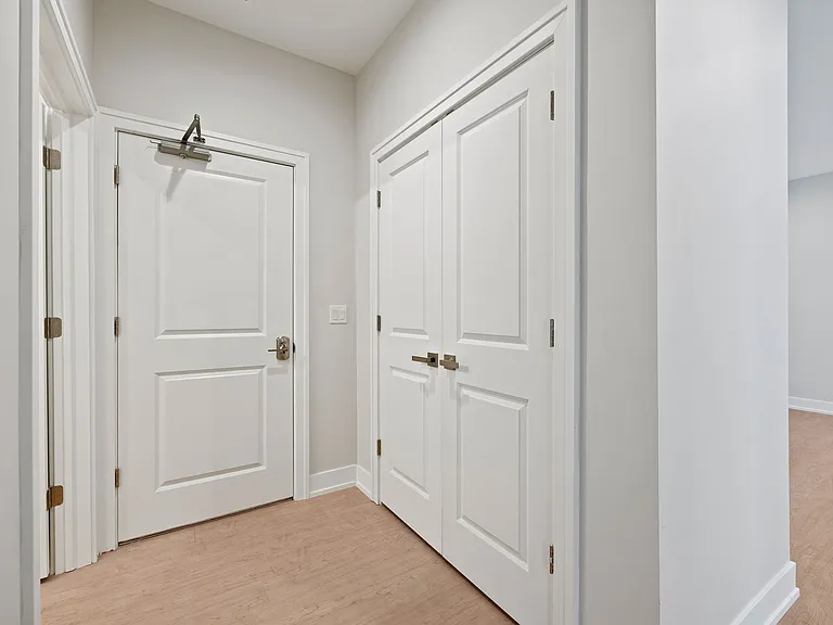 2211 Maple Ave #202 — Photo 15