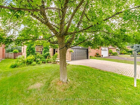3rd image of 2542 Pollard Dr
