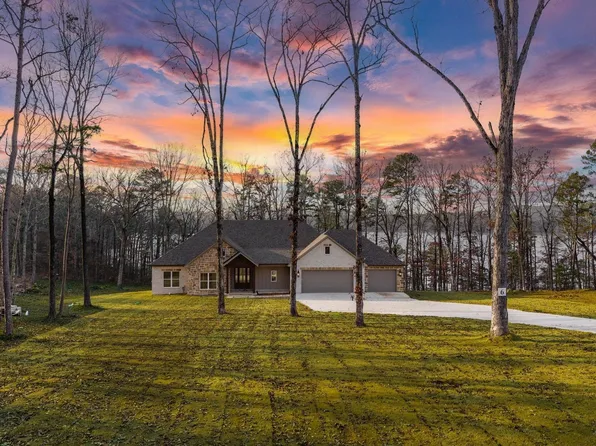 15 Elrod Dr, Greers Ferry, AR 72067