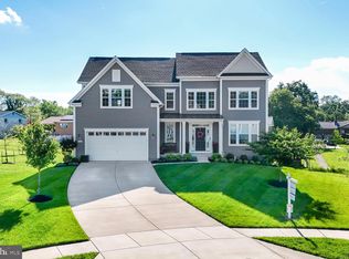 11801 Asbury Dr, Fort Washington, MD 20744