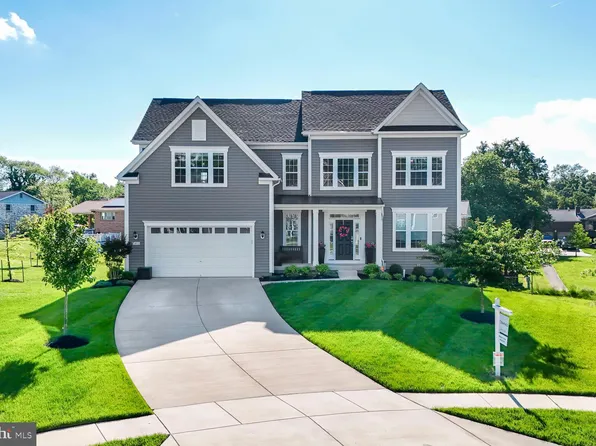 11801 Asbury Dr, Fort Washington, MD 20744