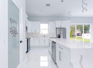 5853 NW Culebra Ave, Port Saint Lucie, FL 34986