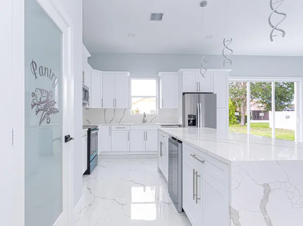 5853 NW Culebra Avenue, Port St Lucie, FL 34986