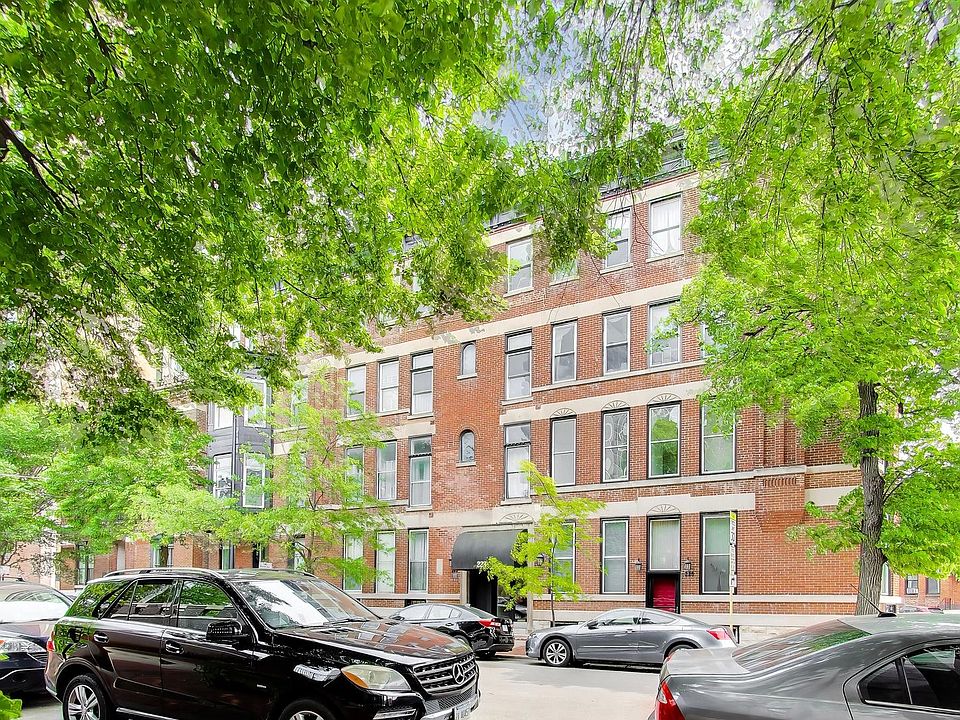 1st image of 223 W Wisconsin St APT 2D